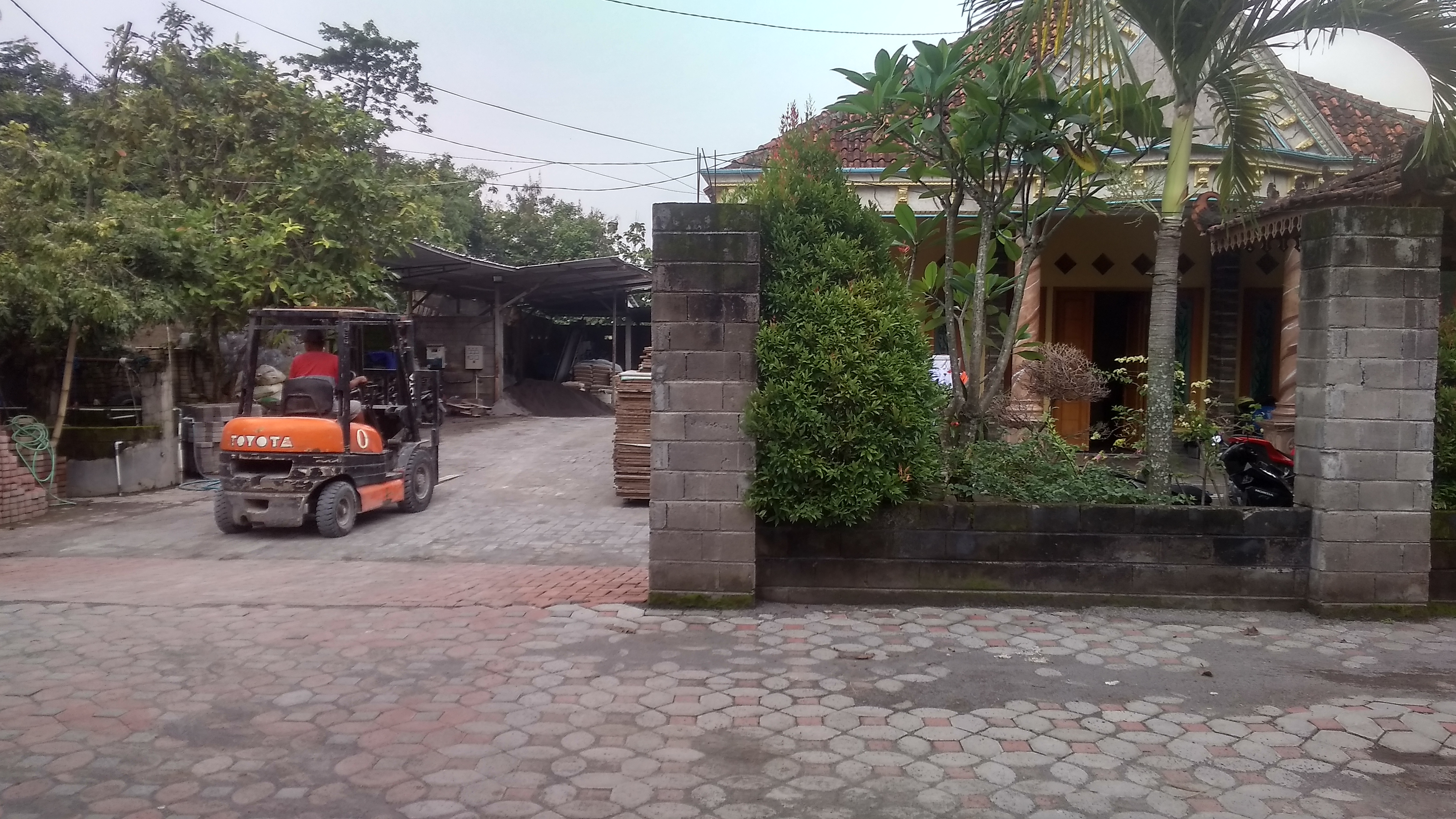 Proyek Paving Block 6